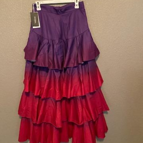 Beautiful tiered ruffled skirt. New with tags. - Picture 2 of 5